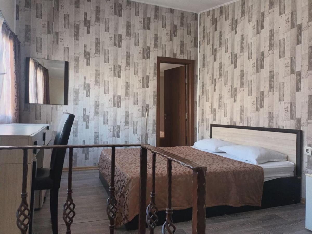 Danita Apartments & Diva Restaurant Bbq&Pool Bar Varna Esterno foto