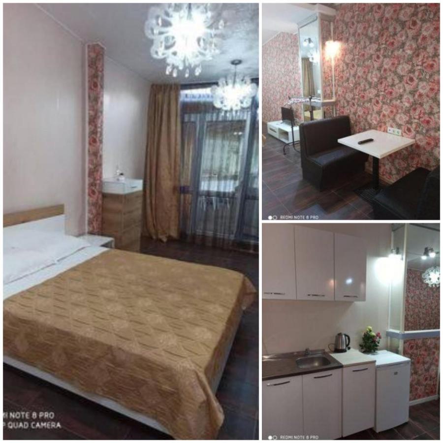 Danita Apartments & Diva Restaurant Bbq&Pool Bar Varna Esterno foto