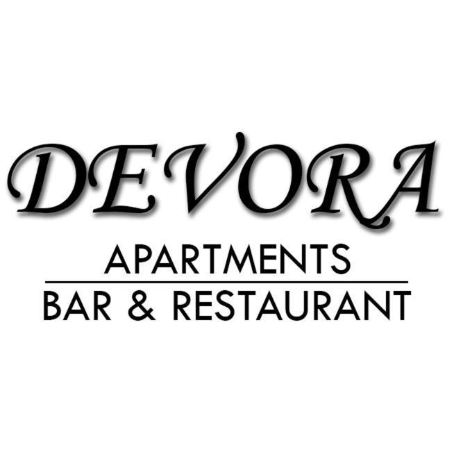 Danita Apartments & Diva Restaurant Bbq&Pool Bar Varna Esterno foto
