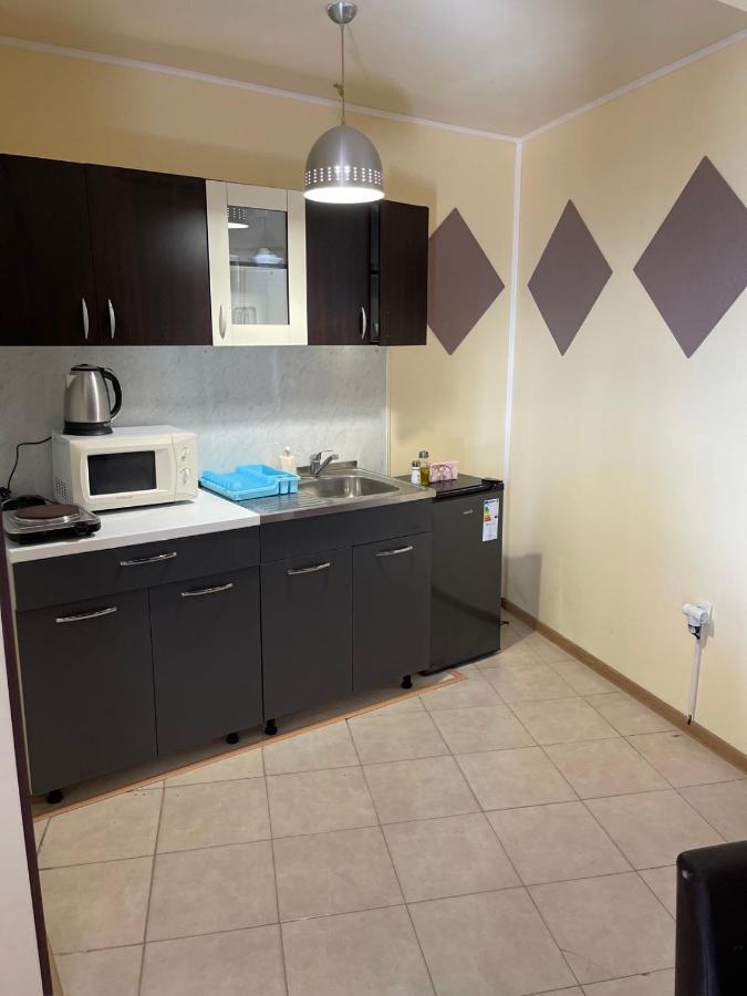 Danita Apartments & Diva Restaurant Bbq&Pool Bar Varna Esterno foto